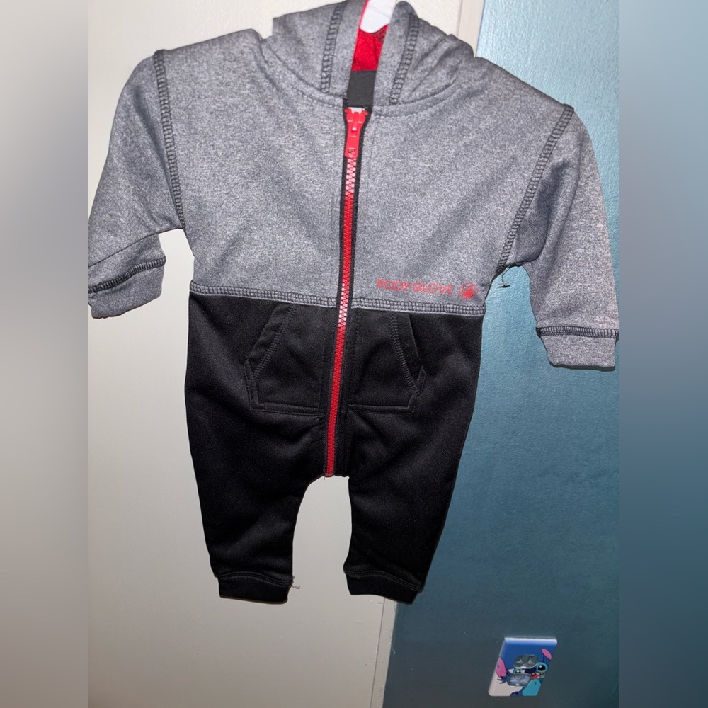 Body Glove Gray and Black Kids Bodysuit with Red Zipper